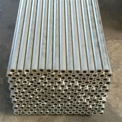 1060 aloi aluminium yang diekstrusi paip lancar
